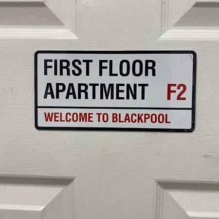 Ali'S Holiday Apartments F2 แบล็คพูล ภายนอก รูปภาพ
